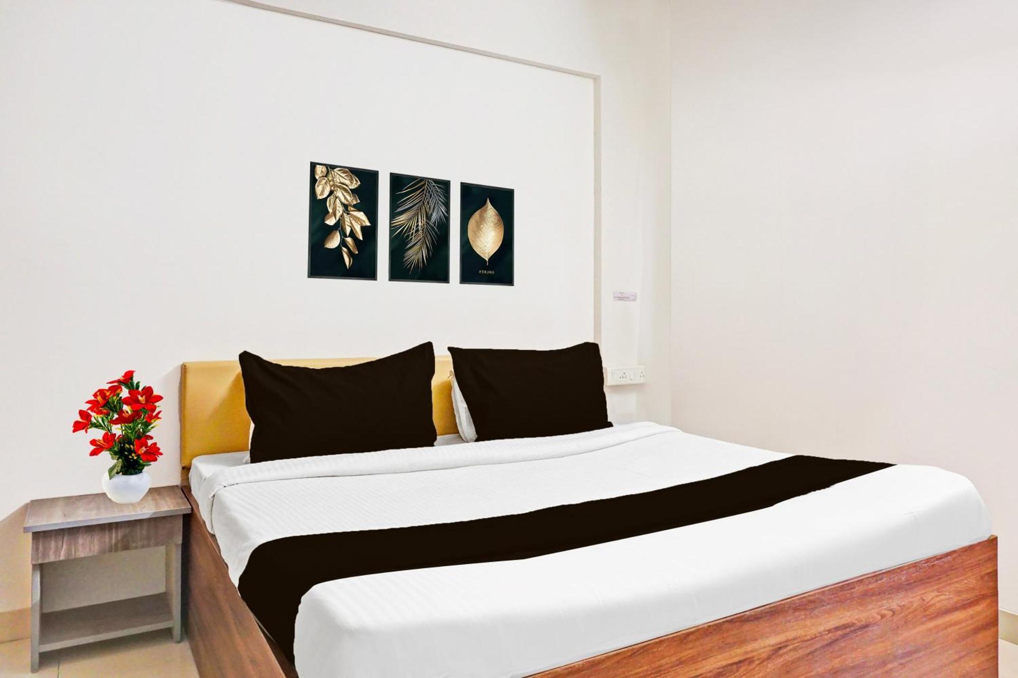 Super Collection O Baner Formerly Seven Hills Dāpuri Extérieur photo